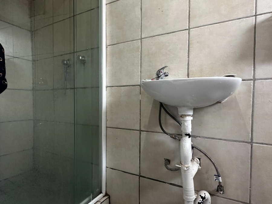 9 Bedroom Property for Sale in Brandwag Free State